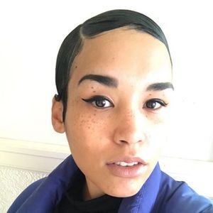 Meet your Posher, Tori